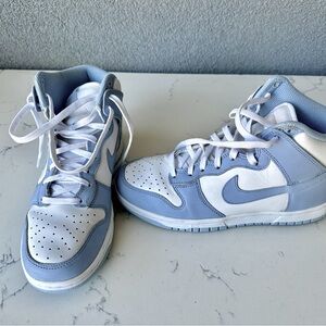 Nike dunks mid like new women’s size 7.5